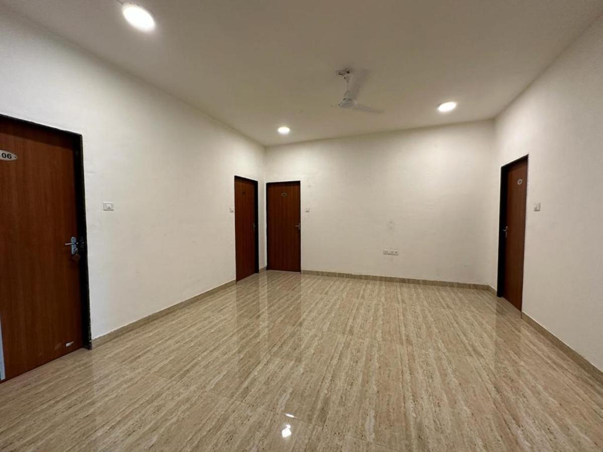 Hotel Sandesh Palace Lonavala Kültér fotó